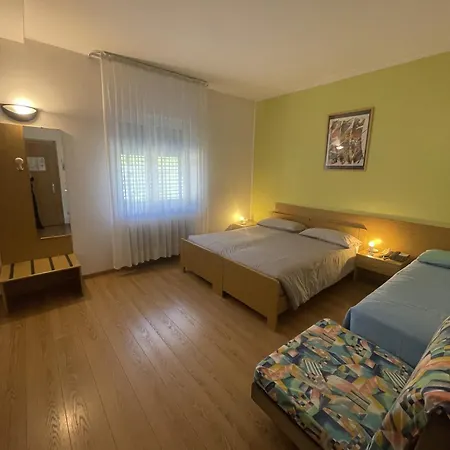 Hotel Bel Sit Comano Terme Exterior photo