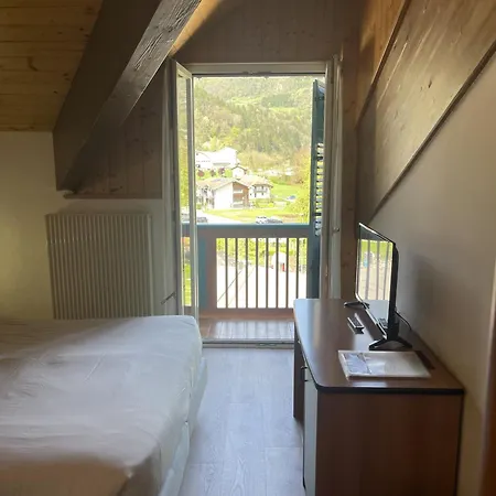 Hotel Bel Sit Comano Terme Exterior photo