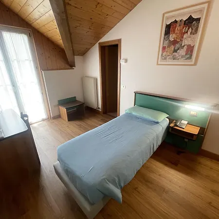 Hotel Bel Sit Comano Terme Exterior photo