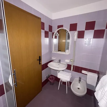 Hotel Bel Sit Comano Terme Exterior photo