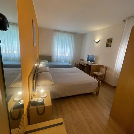 Hotel Bel Sit Comano Terme Exterior photo