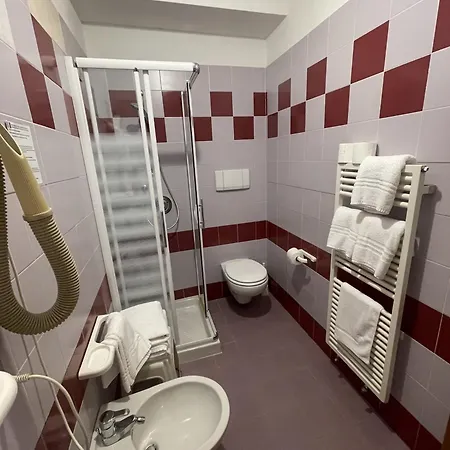 Hotel Bel Sit Comano Terme Exterior photo